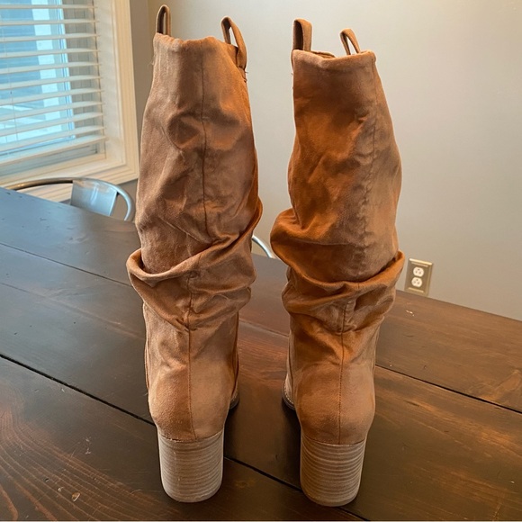 NWOB Tan Suede Ruched Calf Boots, Women’s 8 - Picture 3 of 8